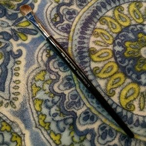 Sephora professional brush pro all over shadow #12